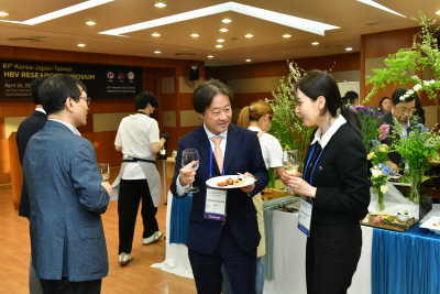 4.26 - Welcome Reception